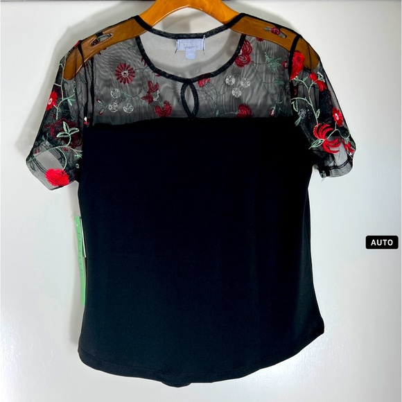 Autumn Skye Black Top With Embroidered Floral/Mesh Detail Petite Small SP NWT - Picture 6 of 7